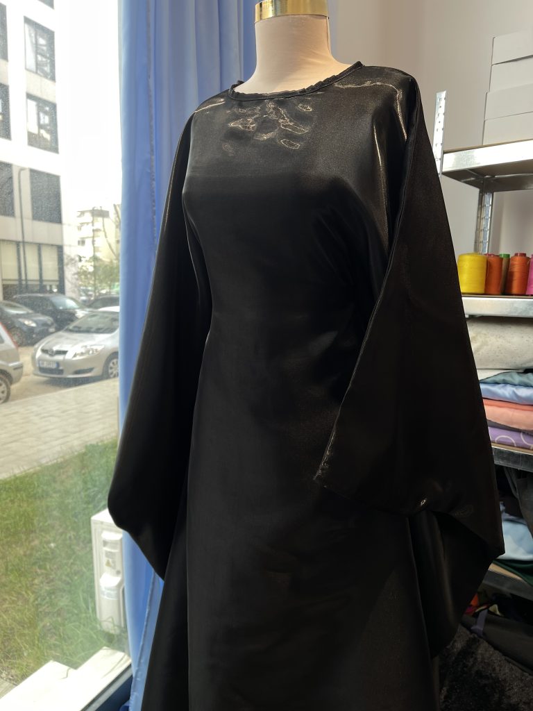 Midnight abaya